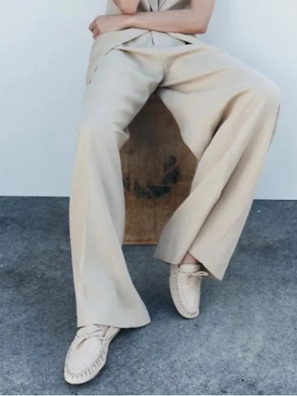 Zara Gathered Soft Leather Loafers in Off White Size 38